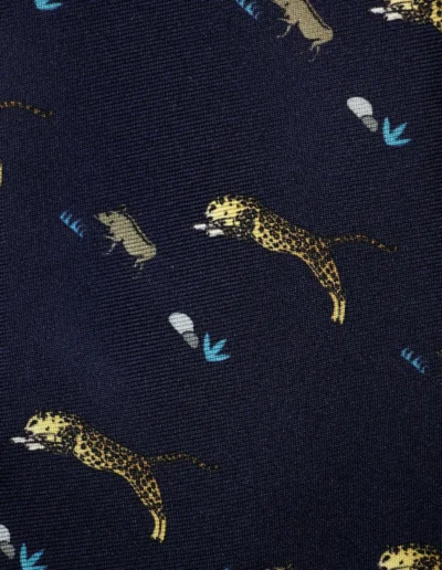 corbata-leopardo-azul-marino-tejido.