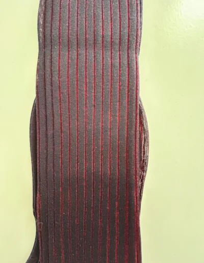 calcetín-largo-azul-marino-rojo