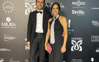 Minerva & Co asiste a la XIX edición de los Premios Escaparate, nuestro CEO Juan Carlos Hermosin Alemán y su señora con una corbata de la colección Doñana que causó sensación en el evento