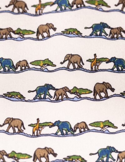 Corbata-seda-twill-selva-blanco-roto-tejido